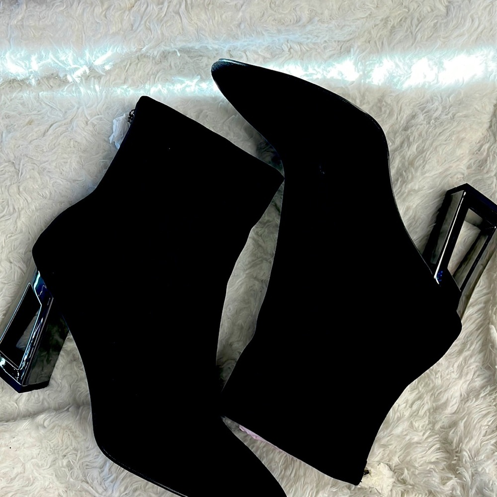 Akira boots, brand new, never worn